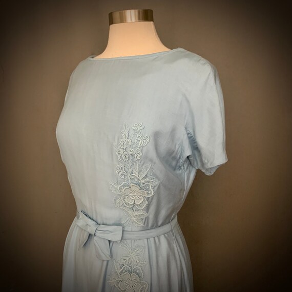 1950's Henry Lee Blue Day Dress With Lace Appliqu… - image 10