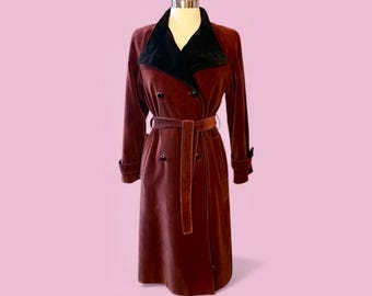 Vintage 1970er Jahre Samt Trenchcoat: Braunes Voyager West, mit Satin gefüttert