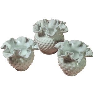 Set Of 3 Fenton White Hobnail Milk Glass Vases  With Ruffled Edge