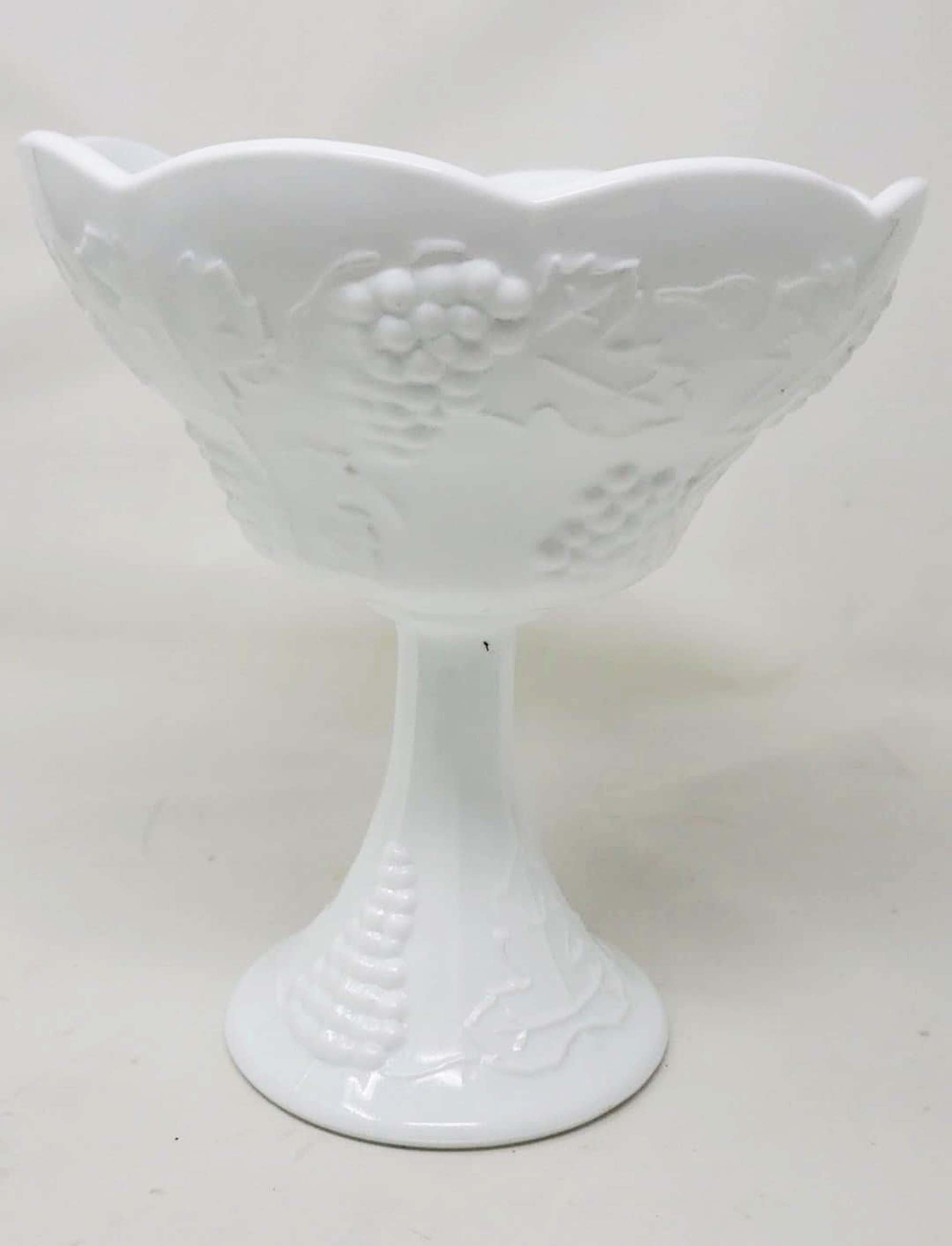 Vintage Milk Glass Pedestal Bowl Vintage Milk Glass Pedestal Bowl