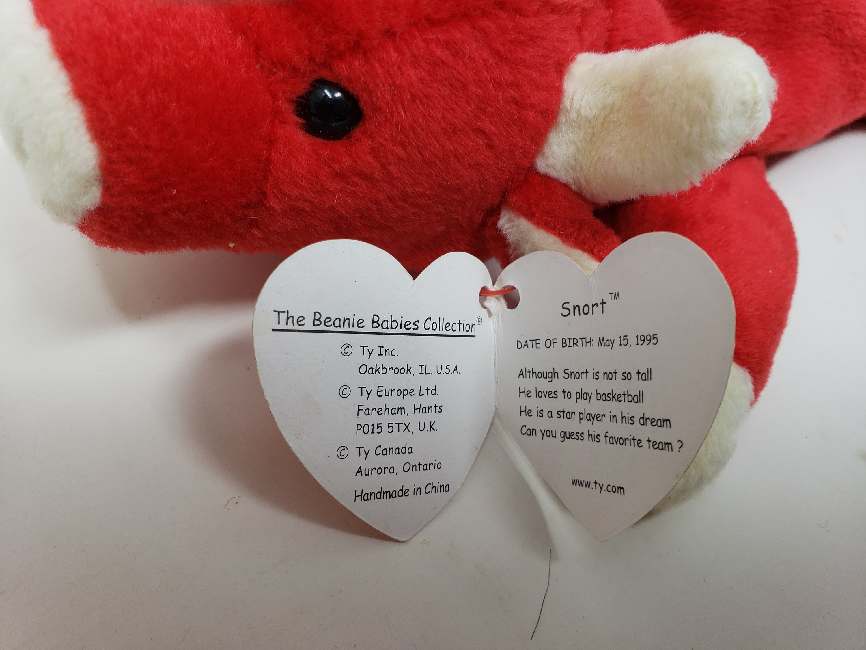 Snort the Red Bull TY Beanie Original Baby 4th Gen Heart Tag Stuff