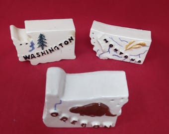 Parkcraft 3 State Salt and Pepper Shakers 3" X 2"