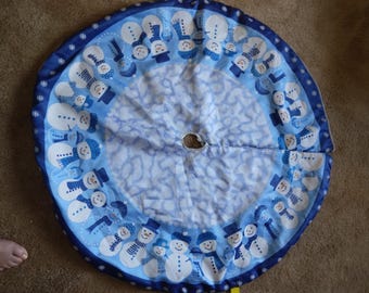 Snowmen  Christmas Tree Skirt 48" Diameter