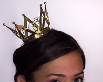 Queen of Hearts Mini Crown