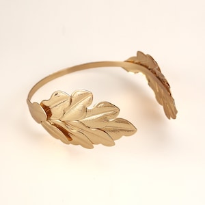 Golden Laurel Leaf Crown: Greek Roman Costume Headpiece