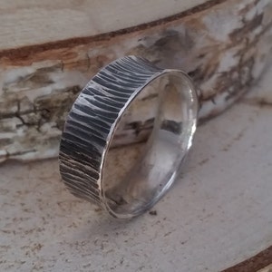 Hollow silver ring with hammered structure mm size image 3