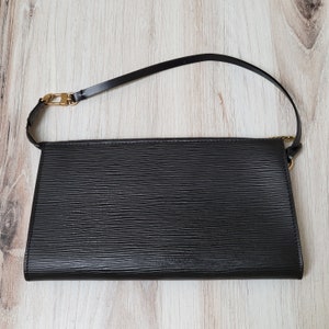 Louis Vuitton Pochette Black Epi