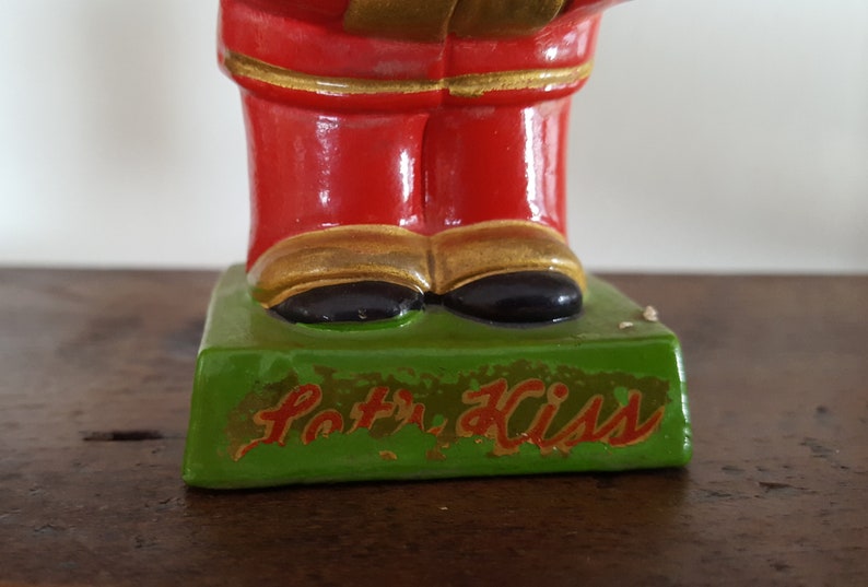 Nodders Novelty Coin Bank 1950/'s-60/'s Vintage Kissing Bobbleheads Asian Bobbleheads Magnetic Kissing Bobbleheads Let/'s Kiss