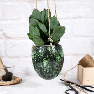 Speckled green ceramic hanging planter | indoor planter | wall planter | plant hanger | hanging pot | boho wall decor | plant lover gift