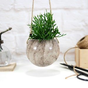 Modern speckled gray ceramic hanging planter | hanging plant holder | scandinavian decor | modern farmhouse decor | new home gift