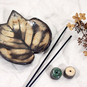 Leaf shape ceramic incense holder ceramic leaf bowl incense dish pottery incense burner ceramic trinket bowl jewelry bowl image 2