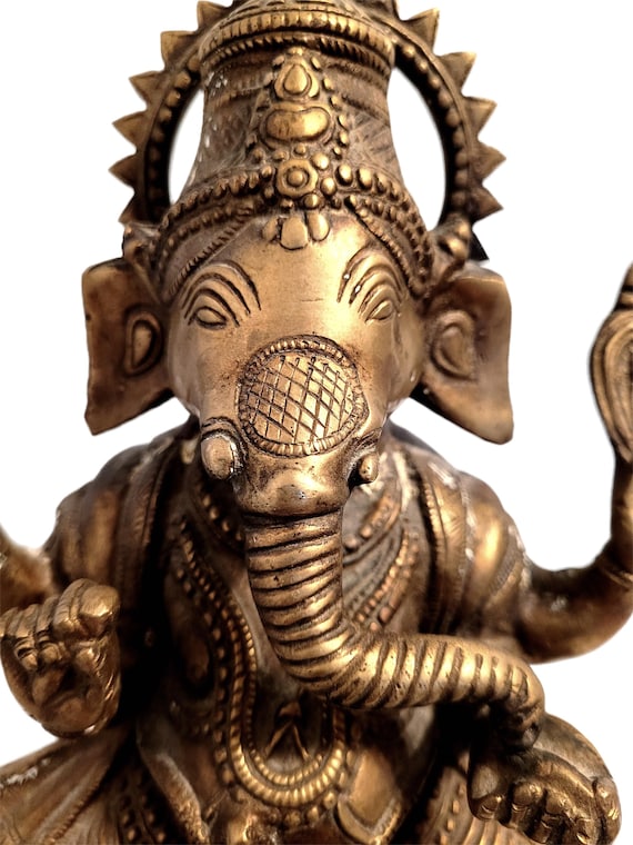 ヒンドゥー教 像 ネパール製 象の頭をしたヒンドゥー教の神ガネッシュ（ネパール、カトマンズ