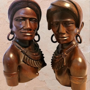 12 inch hoog paar handgesneden houten buste man en vrouw / houtsnijwerk standbeeld sculptuur / vintage antiek / Klungkung Bali, Balinees Indonesië