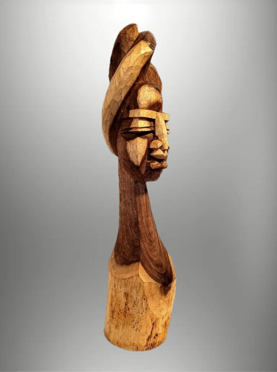 19インチの手彫り木製女性胸像彫刻：ツートンヴィンテージティキ