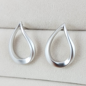 Simple Geometric Teardrop Earrings, Minimlist, Black, Gold, Silver, Brushed, Shinny
