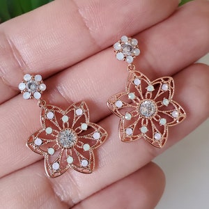 Flower dangle earring, floral accessory, flower jewelry, floral earring, rose gold earring, bronze earring, woman earring, gift for her