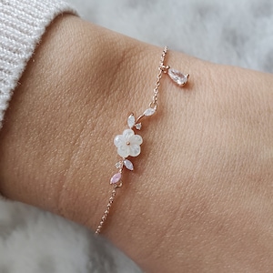 Flower Branch with Teardrop Bracelet, Layering Bracelet, Garden Theme Trend, Bracelets in Canada, Bracelets for Women, Free Shipping