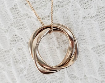 Triple Ring Hoop Necklace, Long Pendant Necklace, Simple Geometric Necklace, 3 Hoop Link Necklace, Necklace for Woman, Christmas Gift Idea