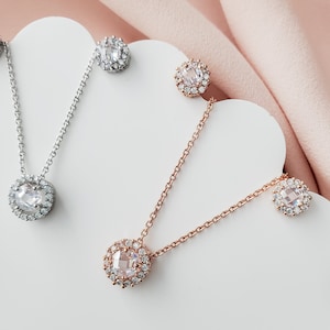 Simple Pendant Halo Bridesmaid Jewelry Set, Cubic Zirconia,Bridesmaid Gift, Mother of Bride Gift,Earrings and Necklace Set