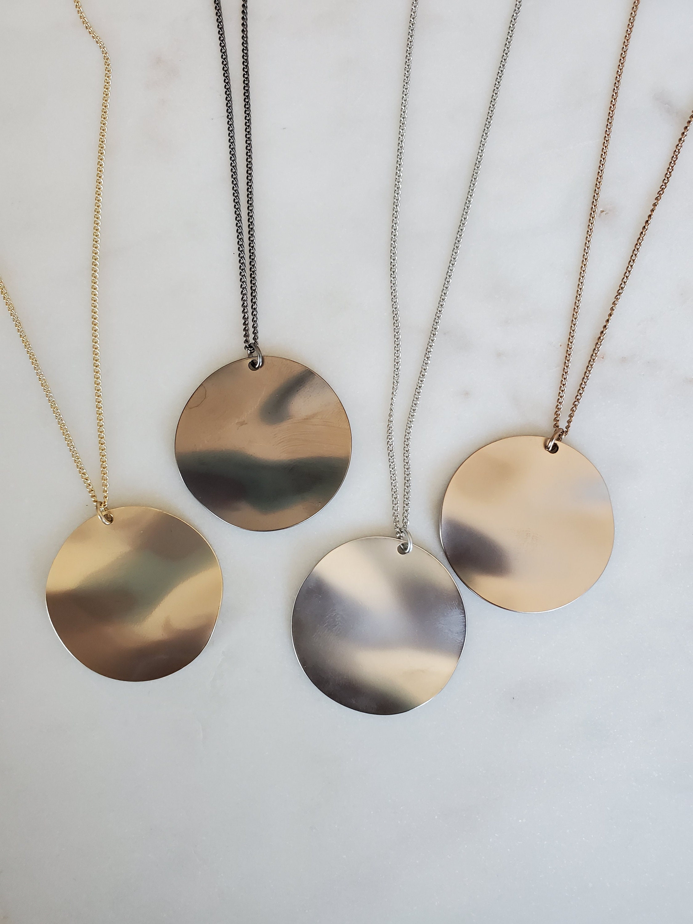 Wave Circle Stud