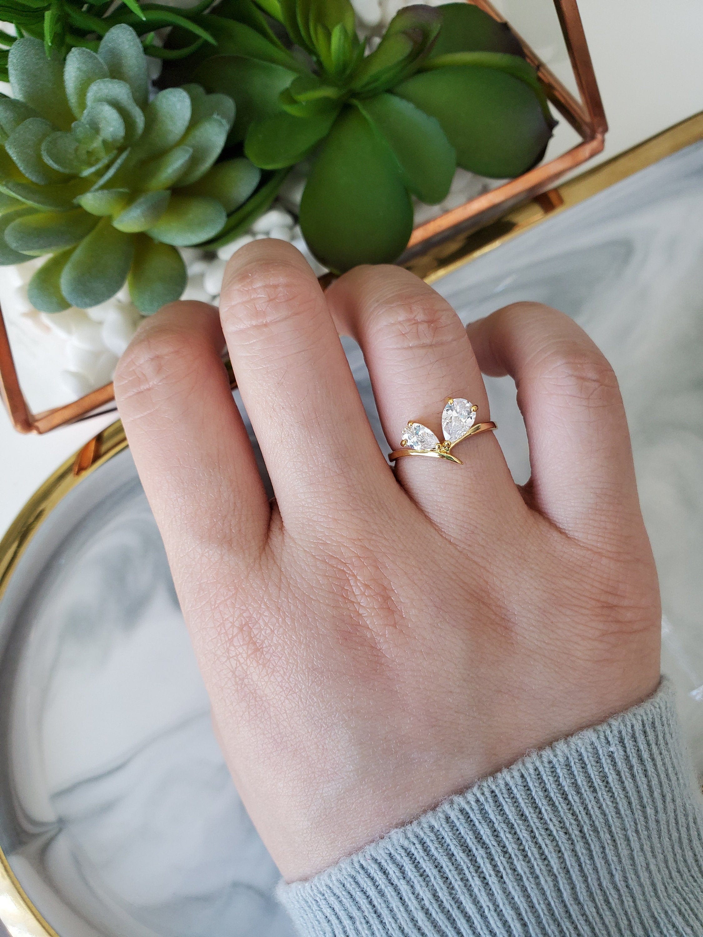 $128 アクセサリー Crystal Drop Heart Ring #3515