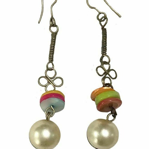 Artisan shops Hand Made Set Of Mother Of Pearl Dyed Disc Beads And Simulated Round