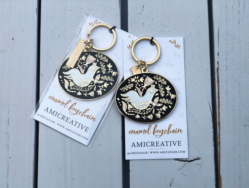 Bird surrounded by leaves Hard Enamel Keychain Royal Bird