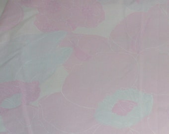 Vintage Ultracale Pink Flowers full flat bed sheet