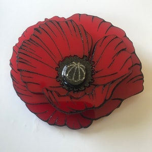 Poppy acrylic brooch