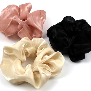 Classic Look Oversize Glossy Satin Scrunchie Extra-Large Stoff Haargleiter Bun Ponytail Halter Seilband für Frauen Accessoire Geschenk