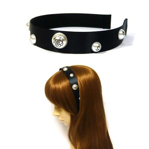クリーム色のフェイクパール装飾、黒の生地で覆われた金属インサートヘッドバンド、ヘアバンド、ヘッドピース、ユニークでかわいいファッションヘアアクセサリー、アリスバンド