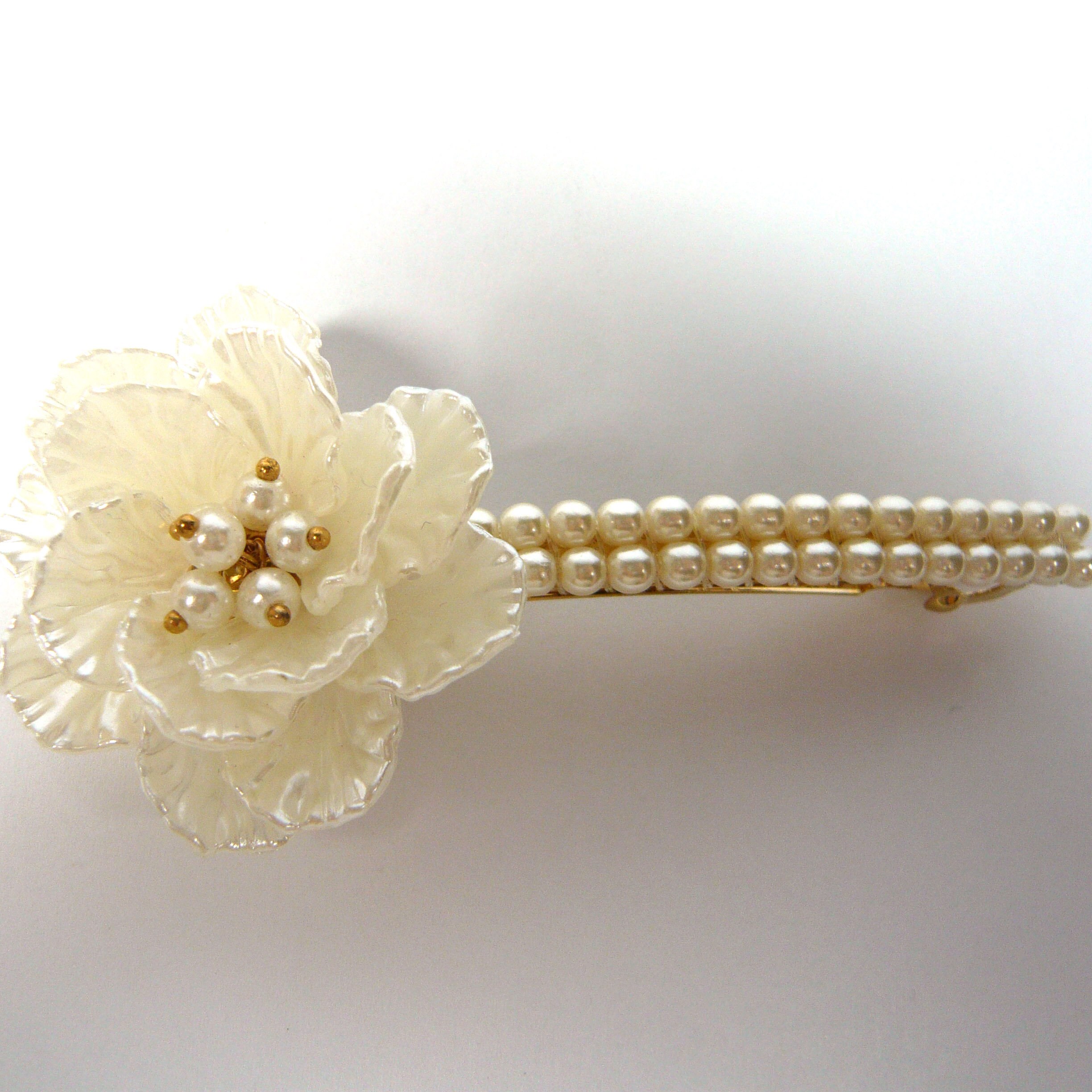 White Ivory Acrylic Flower Floral Faux Pearl Beaded Long 
