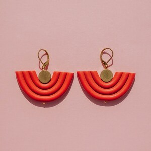 Terracotta u shape polymer clay statement earrings. Modern and minimal every day clay jewelry. Cute bohemian dangle / drop earrings. image 1