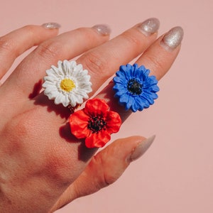 Wildflower 3 ring set. Polymer clay ring. Clay jewelry. Daisy ring. iebis. Bridesmaid gift. Best friend gift. Mom gift. Summer jewelry. image 3