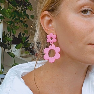 Big flower earrings / Retro earring / Delicate jewelry / Unique gift / Statement earring / Abstract earrings / iebis / Bridesmaid gift / 60s image 4