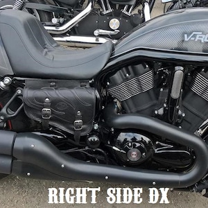 Saddlebag for Harley V-Rod, Night Rod, &quot;Mod. Choppers 003D&quot; 4 mm leather. Available right and left. Made in Italy.
