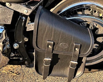 SOFTAIL side bag for Harley Custom motorcycles, "Mod. Choppers 016" Tuscan leather 4 mm. Rear part in full steel Made in Italy