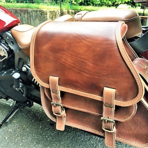 Cod. MONO 114B / Mod. CURVA NEW 2019 Antiqued leather 4.5 mm perfect for Sportster Dyna Softail Indian and all bikes with Made in Italy frame