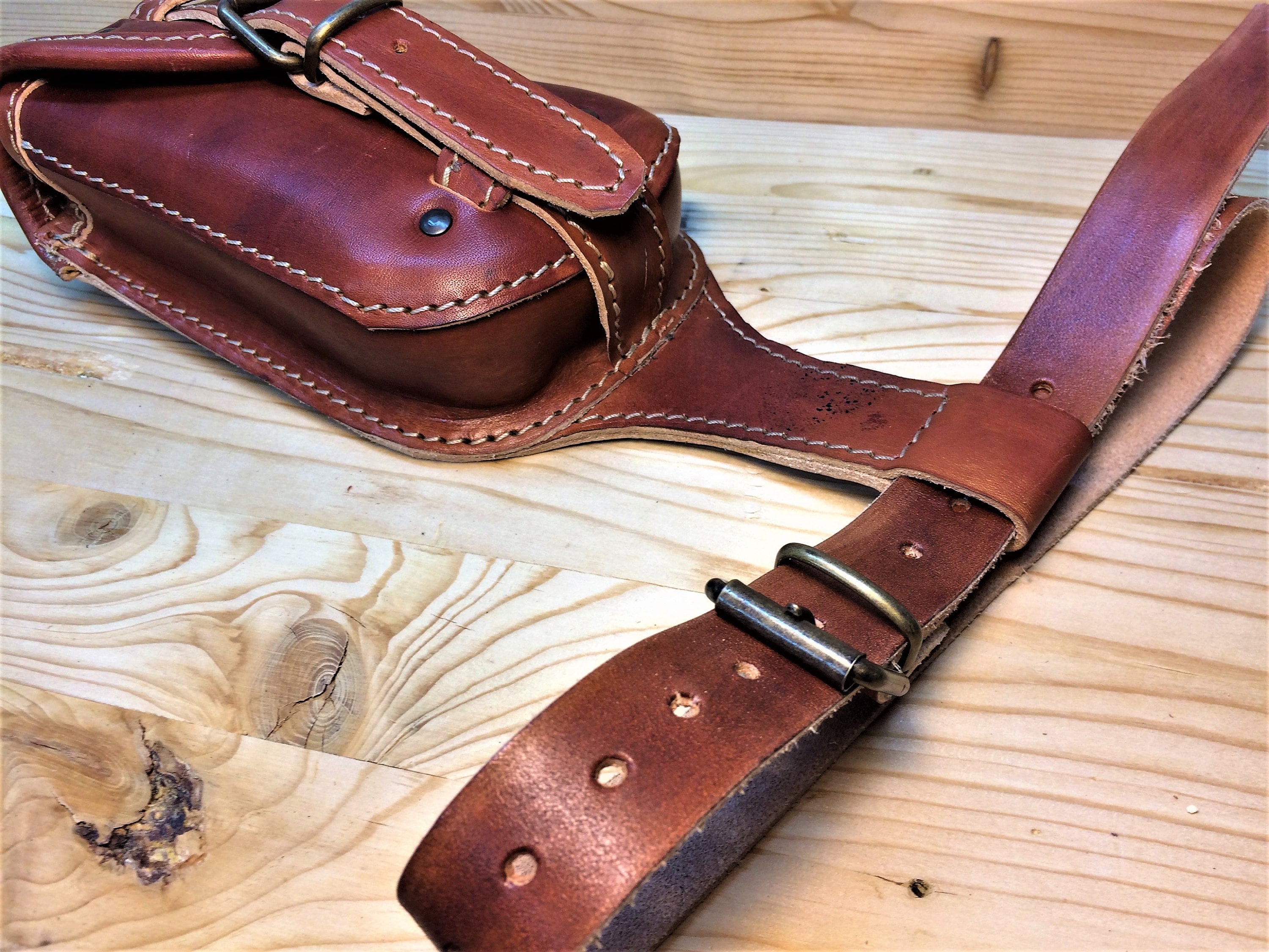 Leather upper for bikers, 2 mm leather leg pouch. ANTIQUE BROWN ...