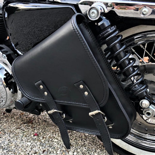 Side SPORTSTER bag Moto Custom Herley Iron Forty Eight Roadster Nightster 883 1200, "Mod. Choppers 015" Leather 3.5/4 mm.  Made in Italy