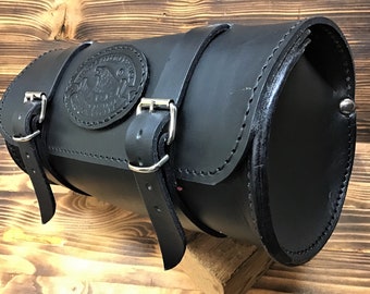 Tool holder barrel, tool holder barrel roller, custom bike BIG ROUND Measures 30 x 14 cm. Leather thickness 3.5,4 mm. Made in Italy