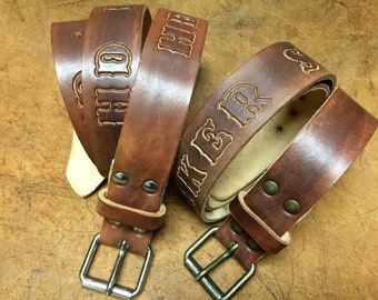 Leather belt Thickness 4/4.5 mm. Width 38 mm. Natural hand-dyed WITH PRINTED LETTERS Made in Italy