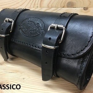 Tool barrel, custom motorcycle roller SMALL RECTANGULAR in 3.5/4 mm vegetable-tanned leather, dyed in the barrel 22 x 11 x 6 cm. Made in Italy