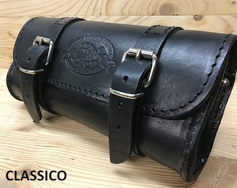Tool barrel, custom motorcycle roller SMALL RECTANGULAR in 3.5/4 mm vegetable-tanned leather, dyed in the barrel 22 x 11 x 6 cm. Made in Italy