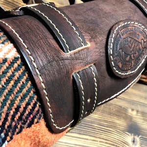 Porta coperta NEW RUSTICO, cuoio 4 mm tinto a mano invecchaito e ingrassato per un effetto molto vintage Fatto a Mano Made in Italy