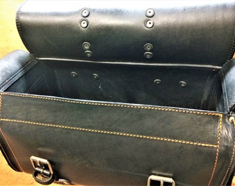 Trike Code 011 / Mod. NENEVADA - Liters 50 Leather travel bag 4/5 mm. to be applied on the custom motorcycle and Trike Made in Italy rack