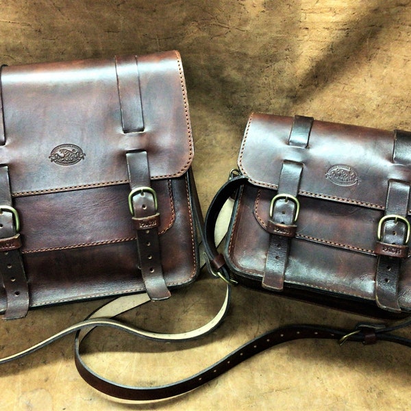 Pair of left + right Cafè Racer motorcycle leather bags, hand-dyed vegetable tanned leather with old brass rivets, Made in Italy