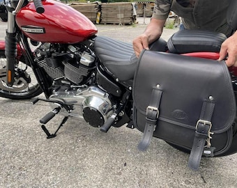 Custom leather motorcycle mono bag | Mod. EXCALIBUR - Code: Mono 175 | 4 mm waterproof treated leather, metal key closures - Made in Italy