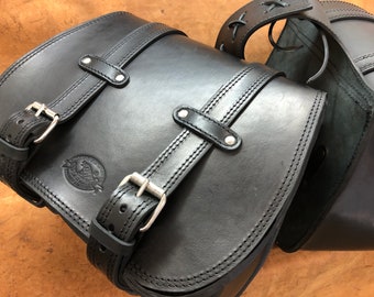 Code BISACCIA 114 / Mod. VIKI - In 4 mm leather. RIGID Long and double lid with teardrop volume 66 liters Made in Italy