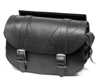 Cod. MONO 123B / Mod. JUNIOR STAFFA External - Mono saddlebag in 4 mm leather with external steel bracket for fixing to the fender Made in Italy